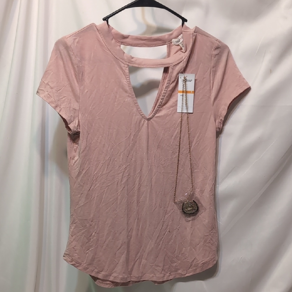 Pink Women's Self E Top Comes With Removable Pendant NWT Size Small